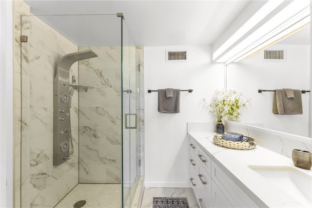 2333 Kapiolani Boulevard 2216, Honolulu, HI 96826