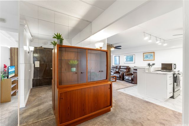 2333 Kapiolani Boulevard 2216, Honolulu, HI 96826