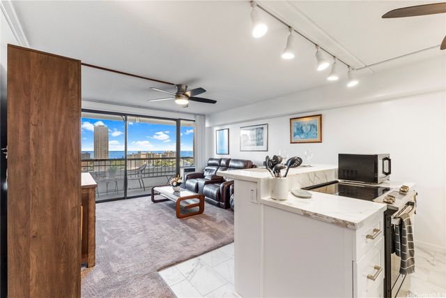 2333 Kapiolani Boulevard 2216, Honolulu, HI 96826