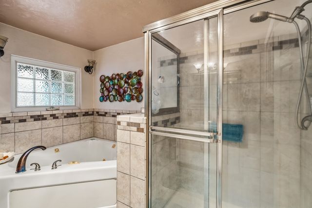 7771 Monument Drive, Grants Pass, OR 97526