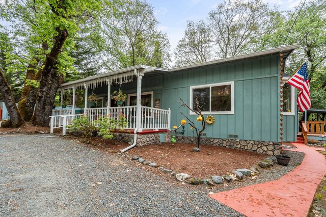 7771 Monument Drive, Grants Pass, OR 97526
