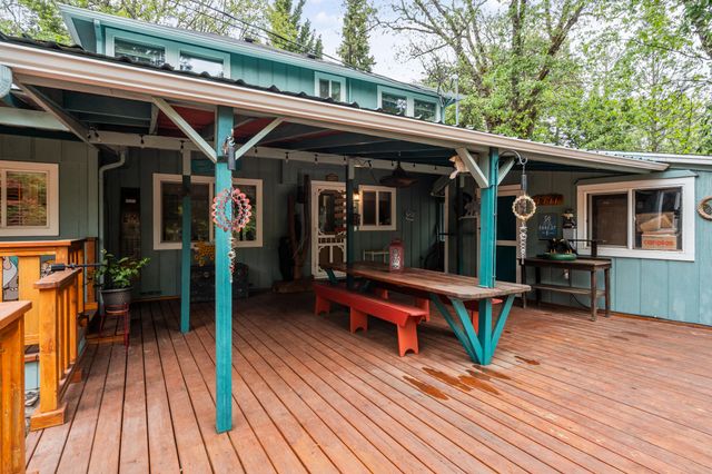 7771 Monument Drive, Grants Pass, OR 97526