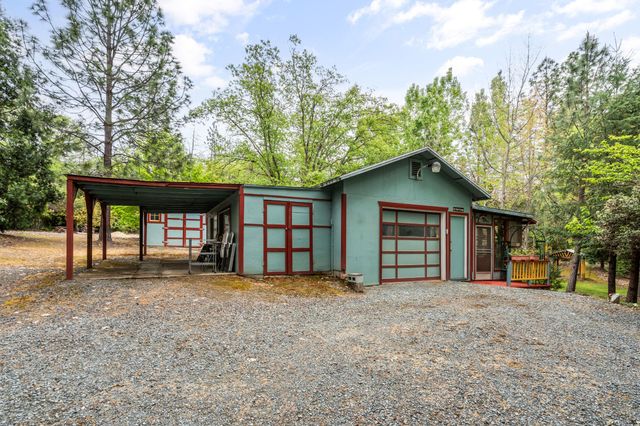 7771 Monument Drive, Grants Pass, OR 97526