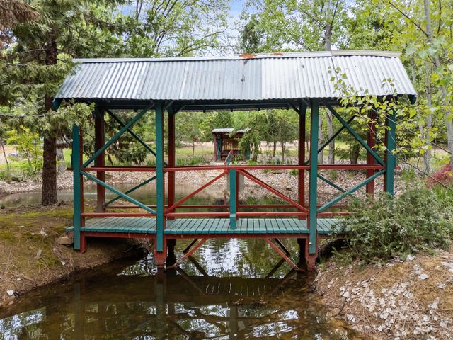 7771 Monument Drive, Grants Pass, OR 97526