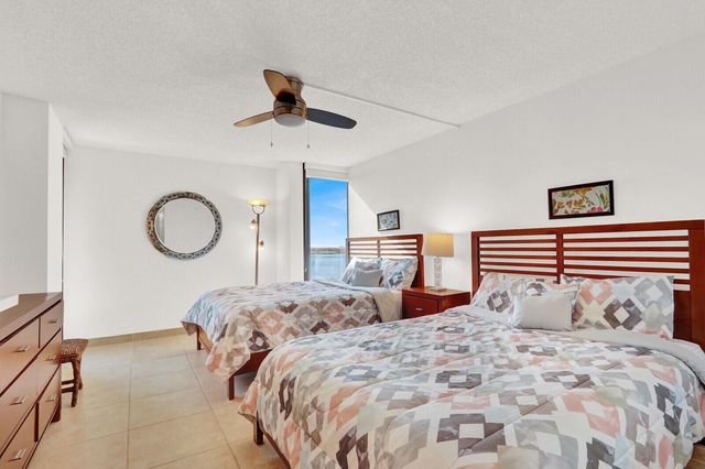 5510 N Ocean Drive 12b, Singer Island, FL 33404