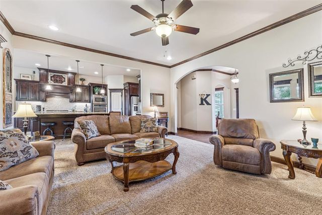 2055 NW 34th Street, Newcastle, OK 73065