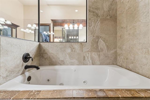 2055 NW 34th Street, Newcastle, OK 73065