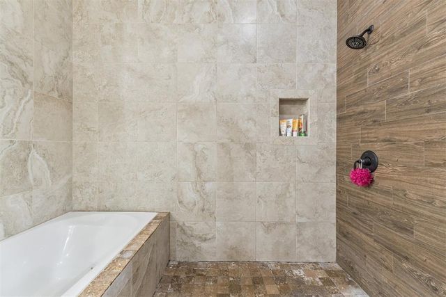 2055 NW 34th Street, Newcastle, OK 73065