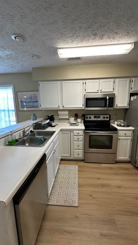 553 White River Dr Unit 13F, Myrtle Beach, SC 29579