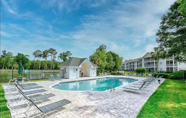 553 White River Dr Unit 13F, Myrtle Beach, SC 29579