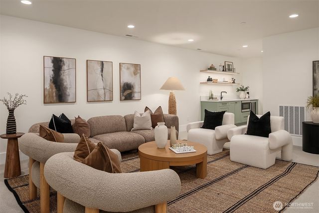 1813 A 3rd Street, Kirkland, WA 98033