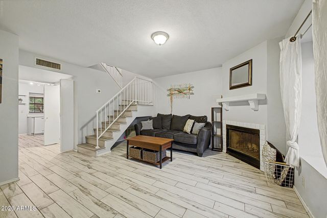 921 W UNIVERSITY Drive 1085, Mesa, AZ 85201