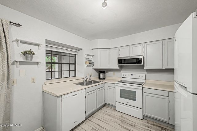 921 W UNIVERSITY Drive 1085, Mesa, AZ 85201