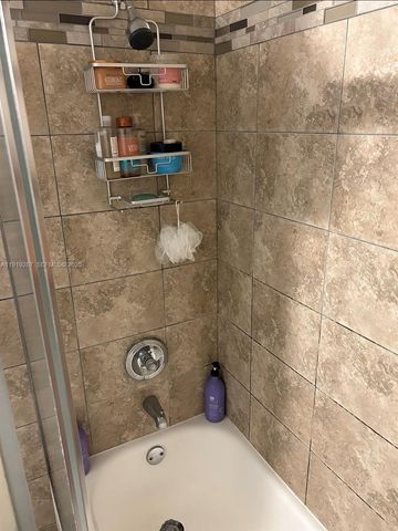 2701 Riverside Dr 503-B, Coral Springs, FL 33065