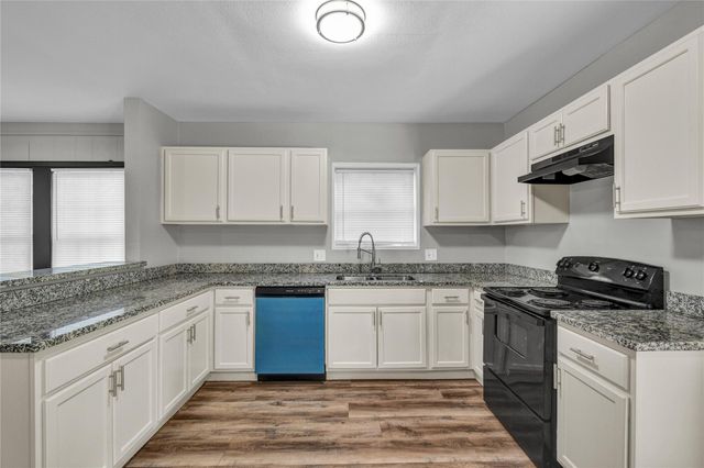 2642 Cedar Drive, La Marque, TX 77568