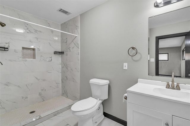 2642 Cedar Drive, La Marque, TX 77568