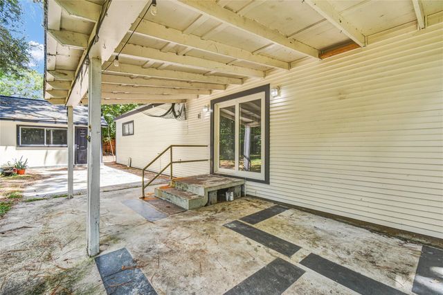 2642 Cedar Drive, La Marque, TX 77568