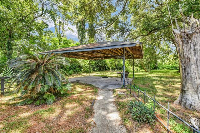 2642 Cedar Drive, La Marque, TX 77568