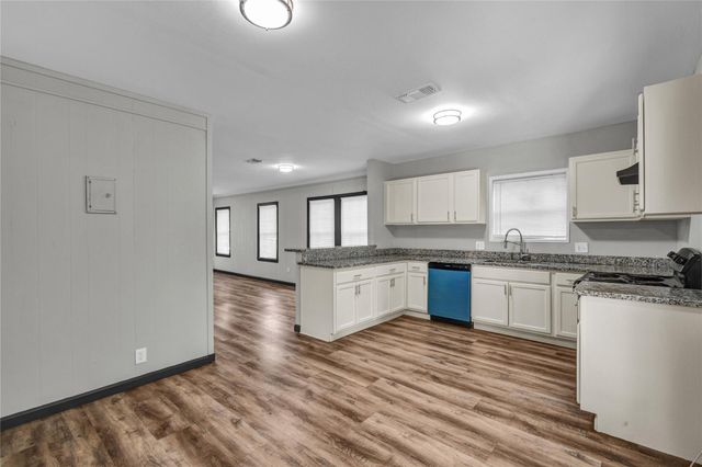 2642 Cedar Drive, La Marque, TX 77568