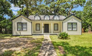 2642 Cedar Drive, La Marque, TX 77568