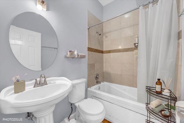 5614 N Jersey Avenue 3, Chicago, IL 60659