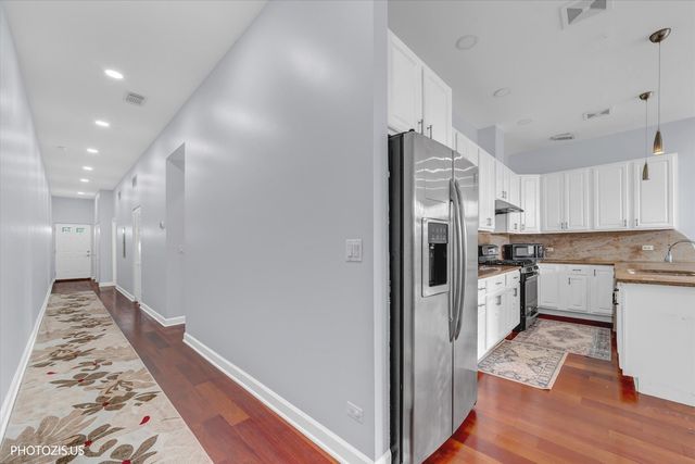 5614 N Jersey Avenue 3, Chicago, IL 60659