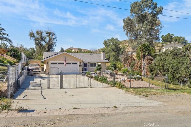29225 Avenida De Las Flores, Menifee, CA 92587