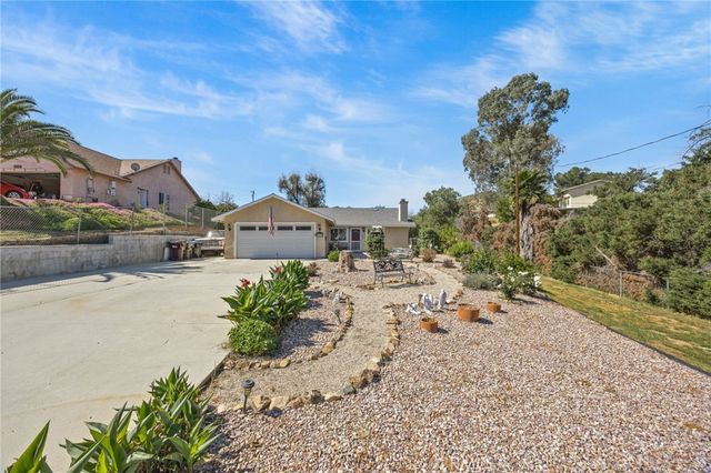29225 Avenida De Las Flores, Menifee, CA 92587
