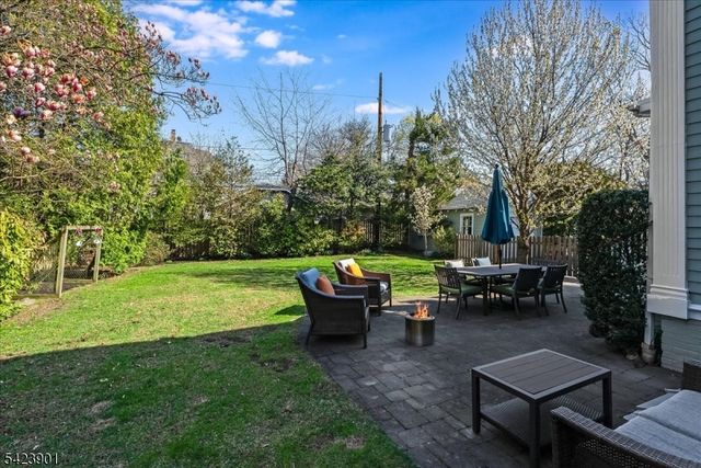41 Oakwood Ave, Montclair Twp., NJ 07043