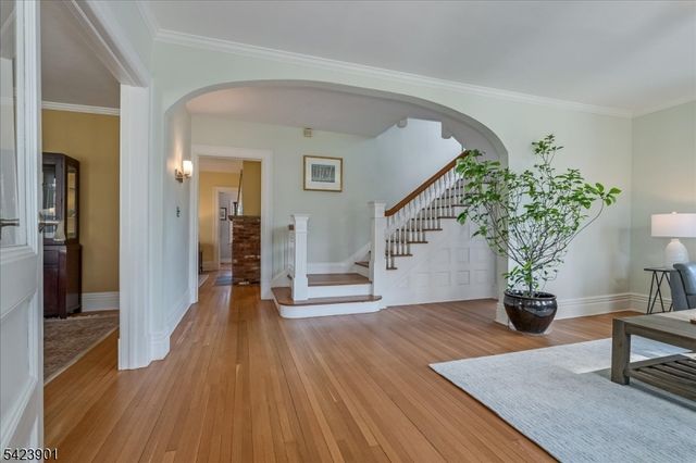 41 Oakwood Ave, Montclair Twp., NJ 07043