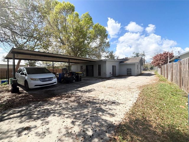 103 DAVIS STREET, Auburndale, FL 33823