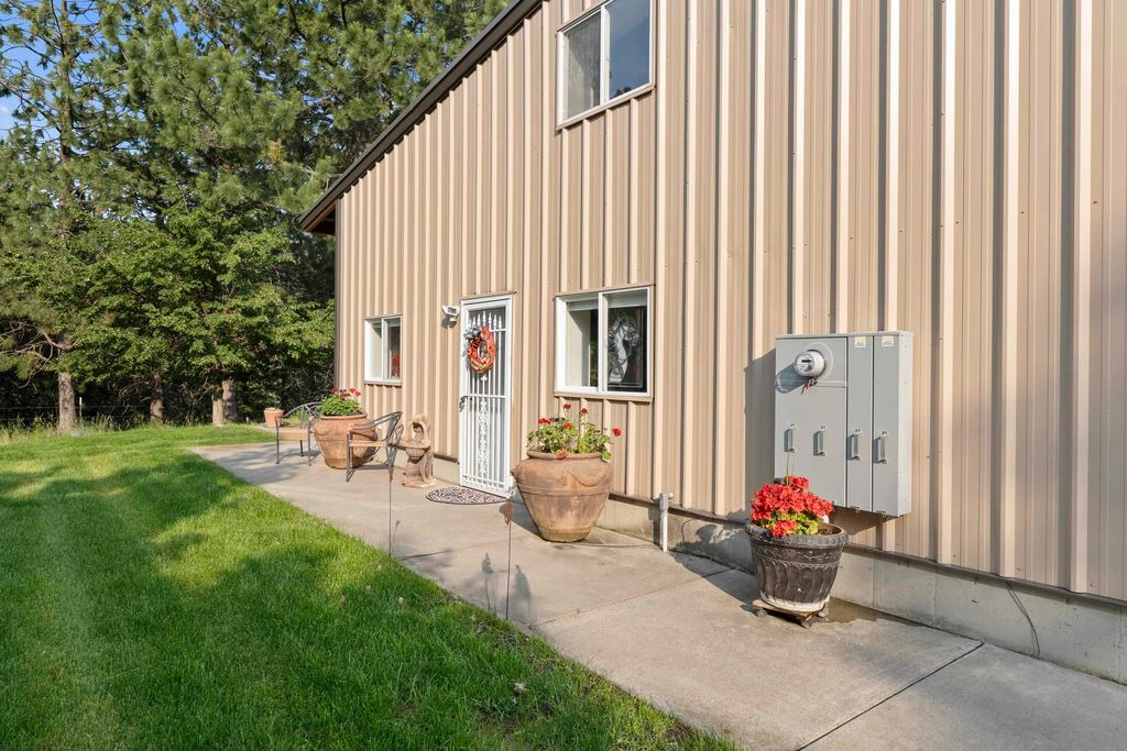 10718 S Mica Vista Ln, Mica, WA 99023 photo 6