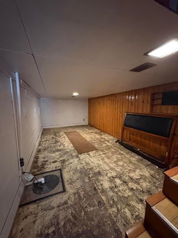 17 Church Street, Dry Ridge, KY 41035