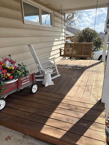 17 Church Street, Dry Ridge, KY 41035