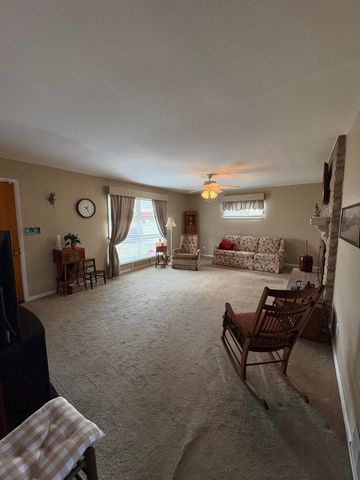 17 Church Street, Dry Ridge, KY 41035