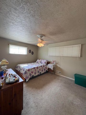 17 Church Street, Dry Ridge, KY 41035