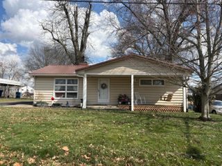 17 Church Street, Dry Ridge, KY 41035