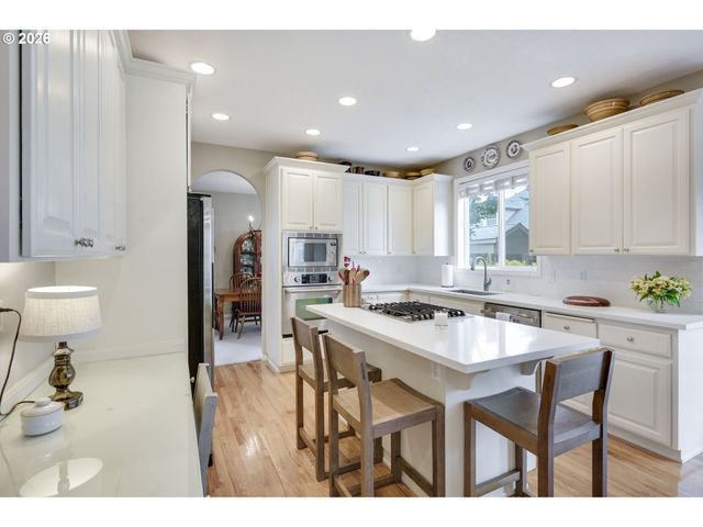 14517 Sw CORNERSTONE Ln, Sherwood, OR 97140