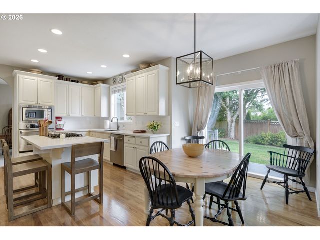 14517 Sw CORNERSTONE Ln, Sherwood, OR 97140