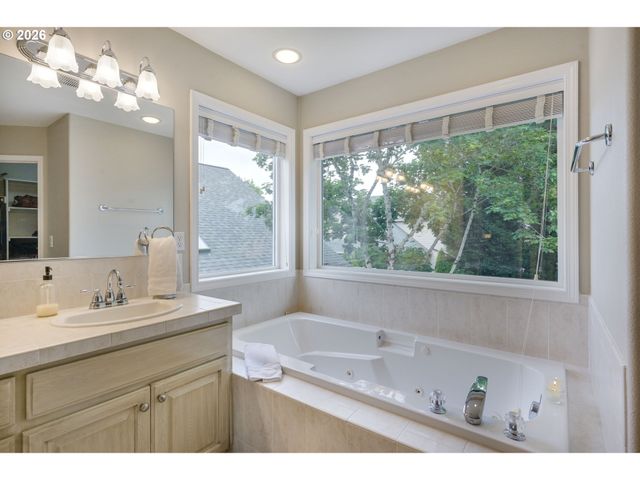 14517 Sw CORNERSTONE Ln, Sherwood, OR 97140