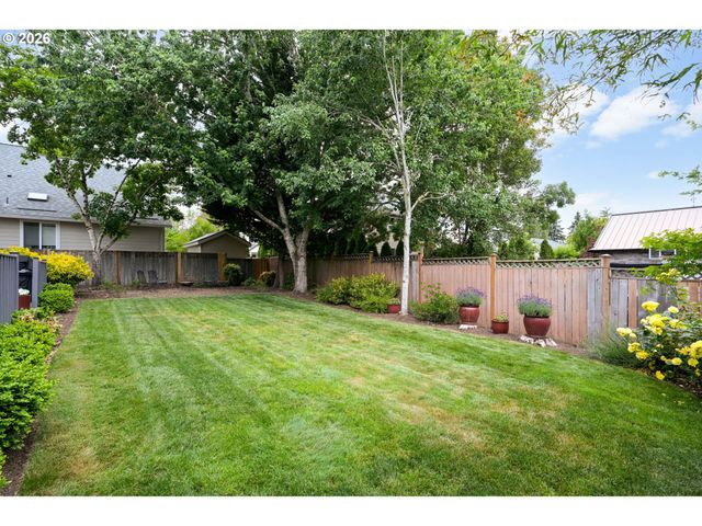 14517 Sw CORNERSTONE Ln, Sherwood, OR 97140