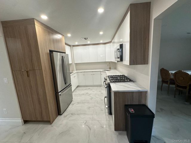 15 Duelk Avenue, Monroe, NY 10950