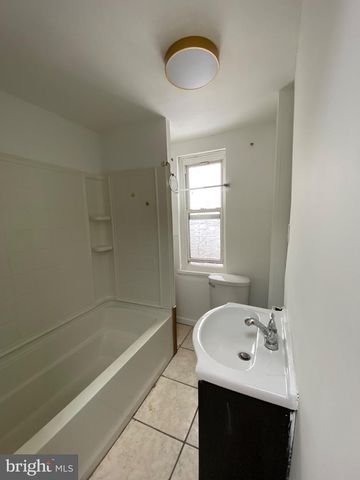 1640 N GRATZ ST, Philadelphia, PA 19121