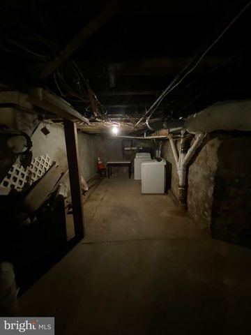 1640 N GRATZ ST, Philadelphia, PA 19121