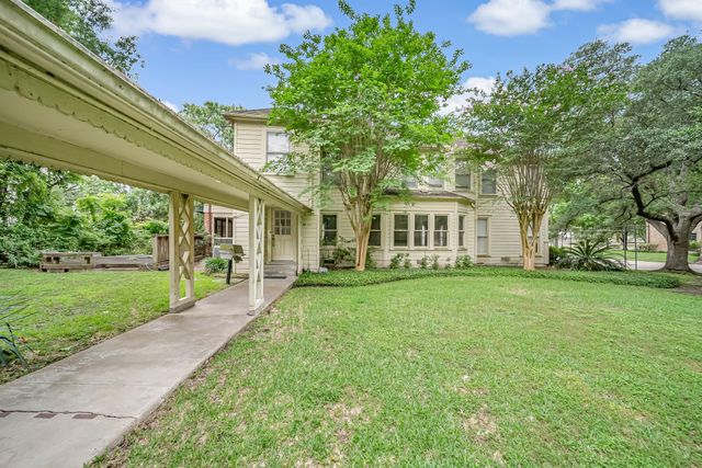 2350 N Braeswood Boulevard, Houston, TX 77030