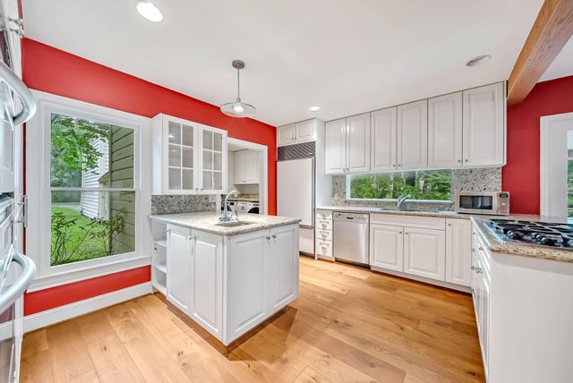 2350 N Braeswood Boulevard, Houston, TX 77030