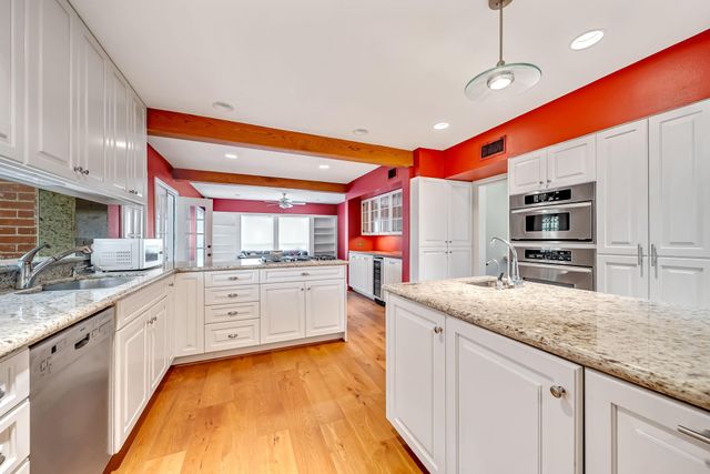 2350 N Braeswood Boulevard, Houston, TX 77030
