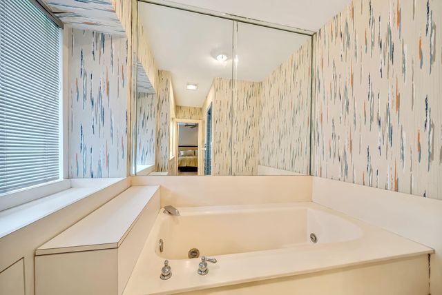 2350 N Braeswood Boulevard, Houston, TX 77030