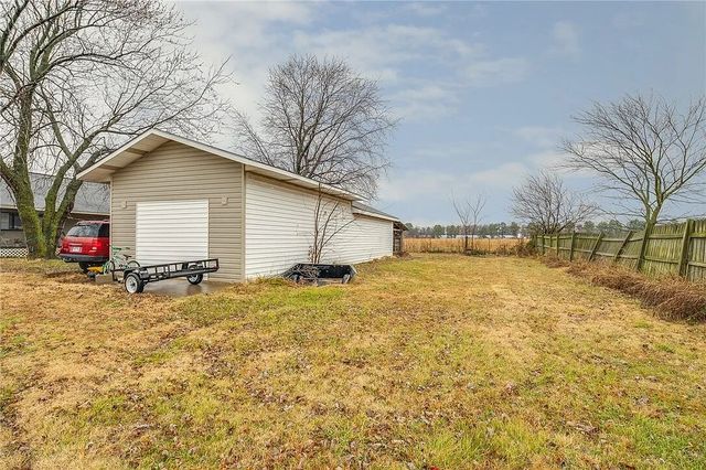 23540 Highway 12, Gentry, AR 72734