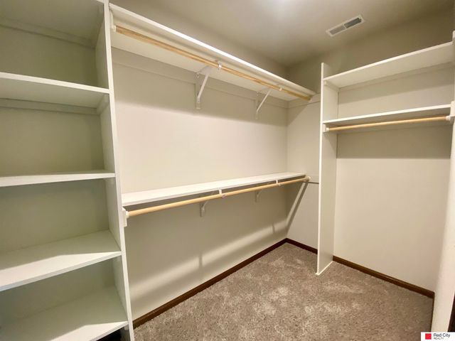 136 W Ida Lane, Lincoln, NE 68523